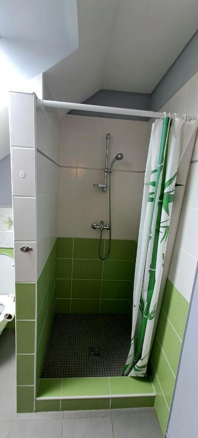 Ubytovanie U Huberta Bešeňová Exteriör bild